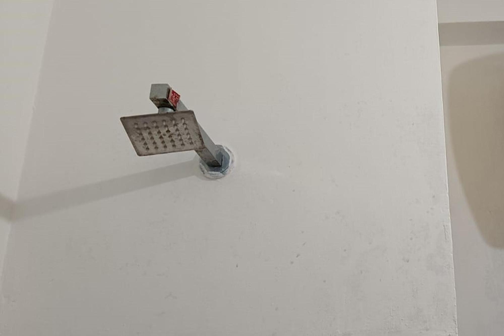 Hotel Shree Kanta Gurgáon Kültér fotó