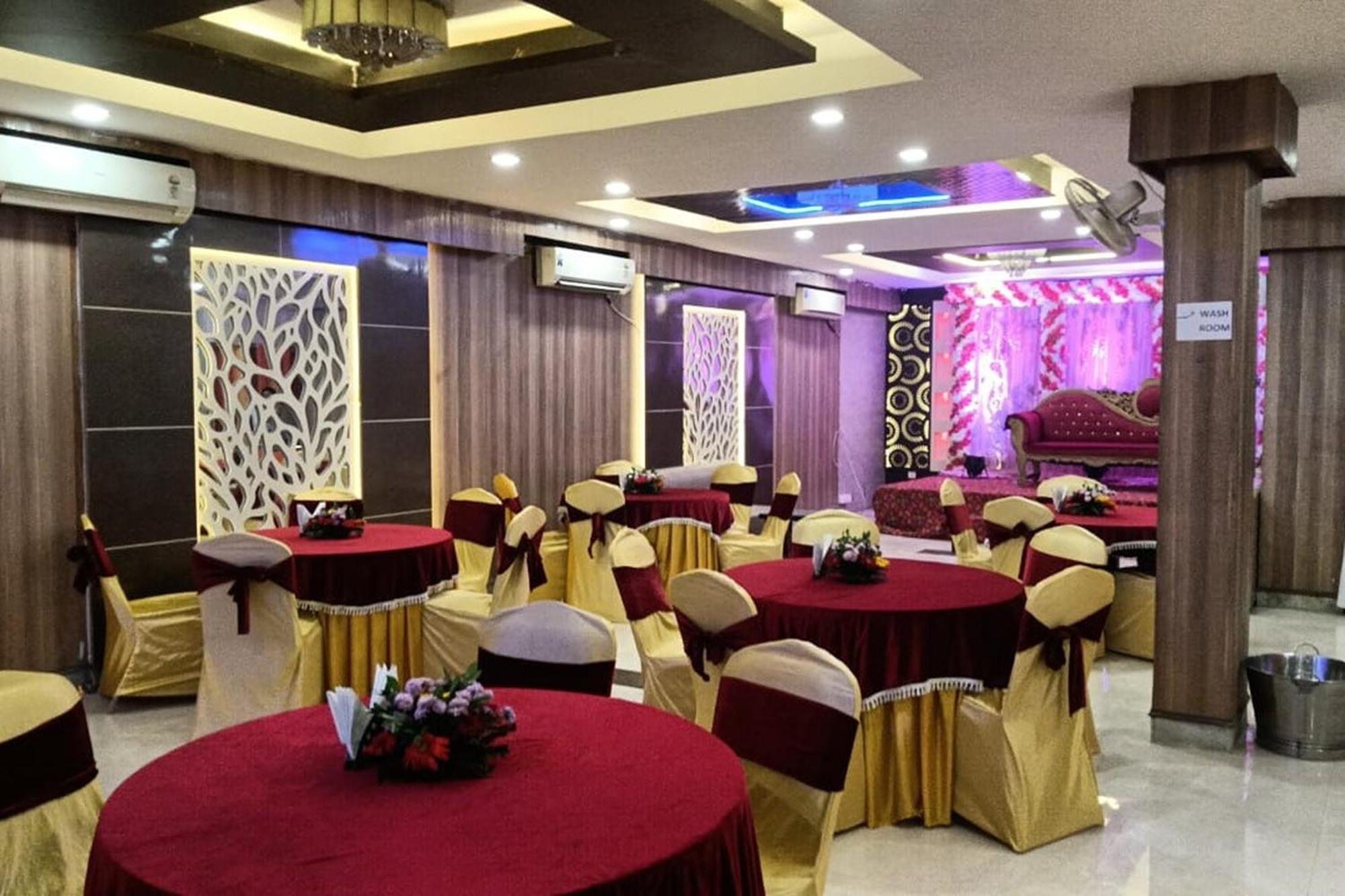 Hotel Shree Kanta Gurgáon Kültér fotó