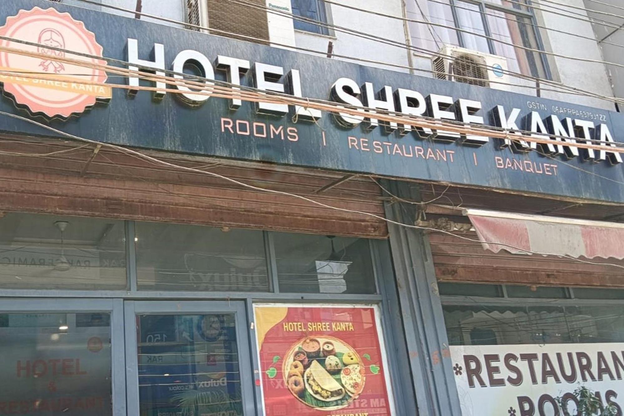 Hotel Shree Kanta Gurgáon Kültér fotó